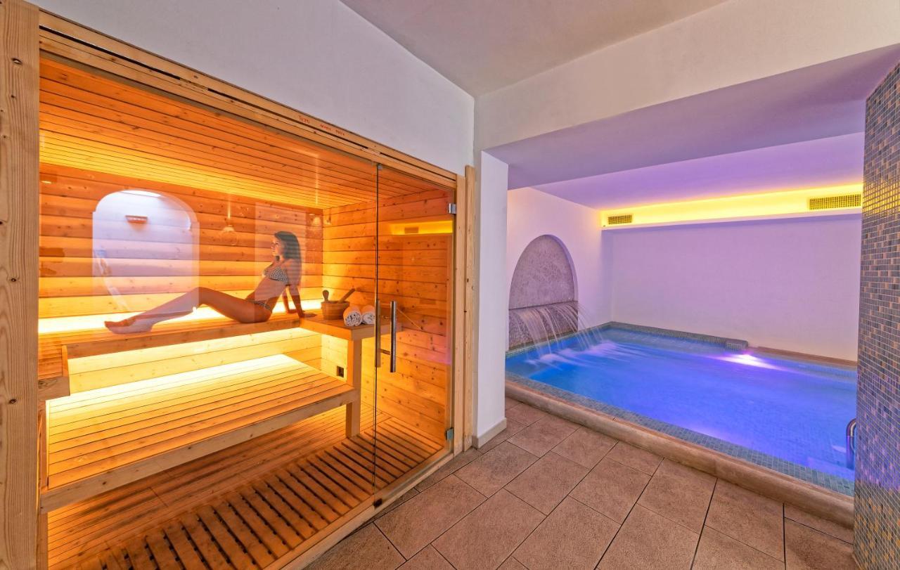 Le Canne Family Resort & Spa Forio  ภายนอก รูปภาพ