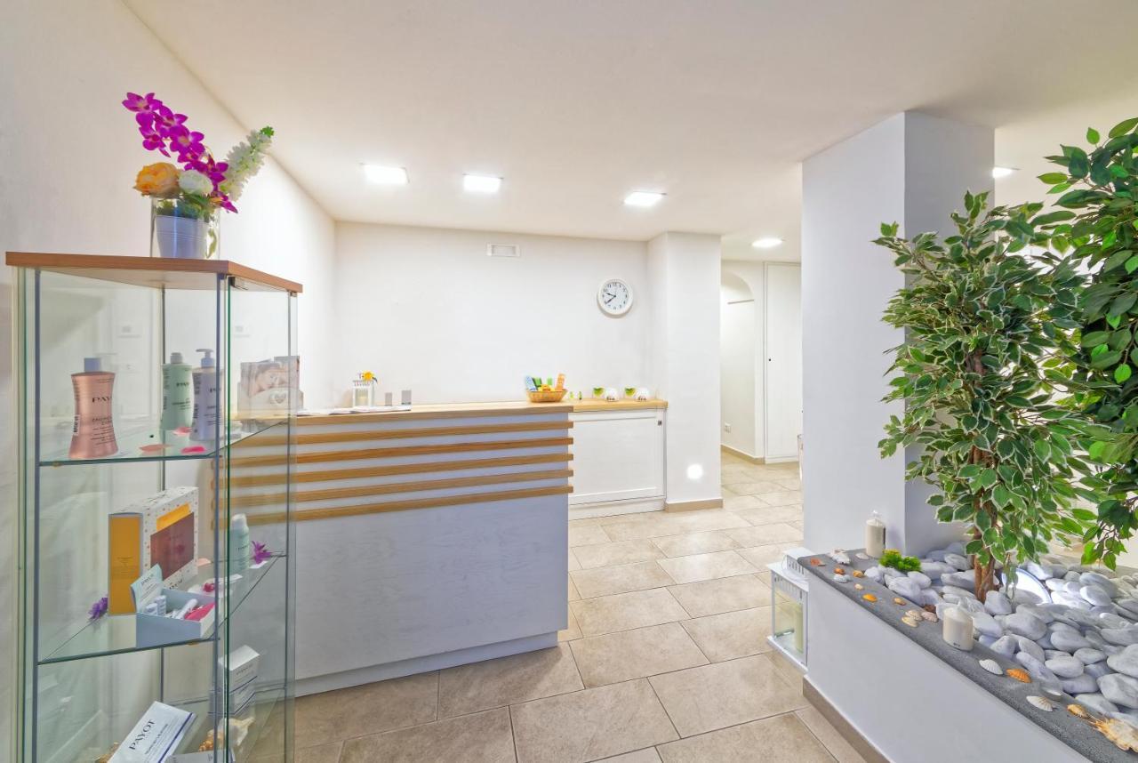 Le Canne Family Resort & Spa Forio  ภายนอก รูปภาพ