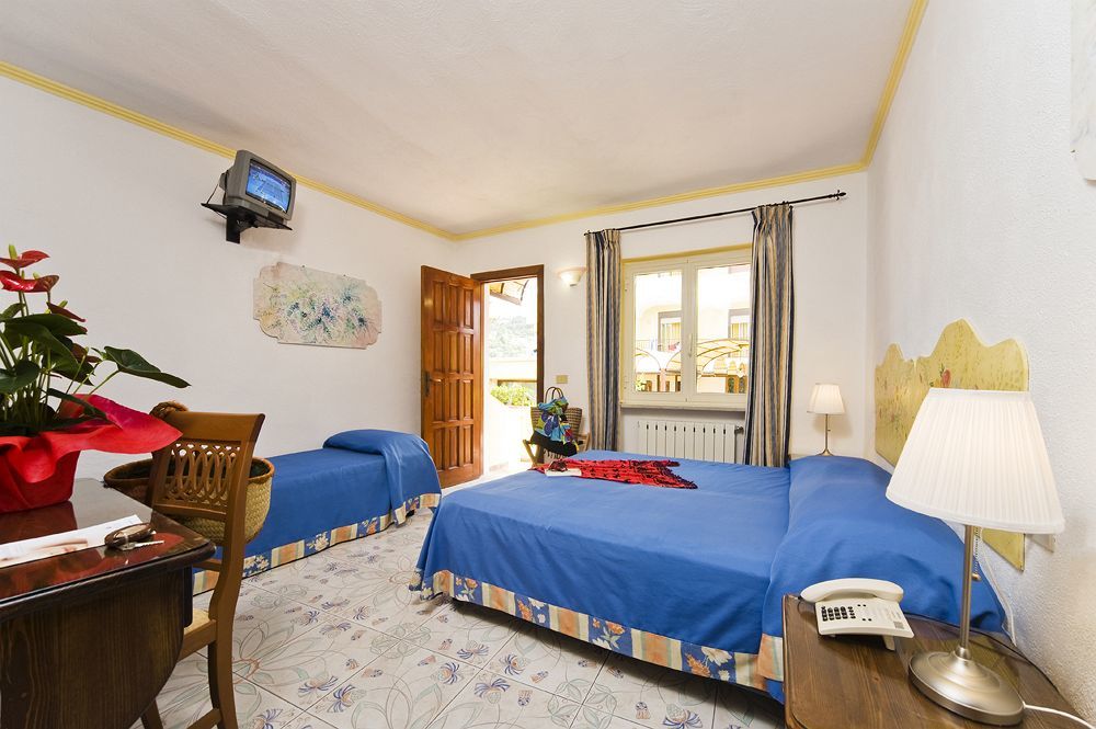 Le Canne Family Resort & Spa Forio  ภายนอก รูปภาพ
